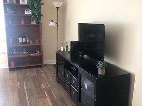 50 Menores Ave 711, Coral Gables FL 33134