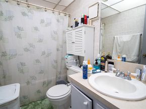 11310 SW 122nd Pl 11310, Miami FL 33186