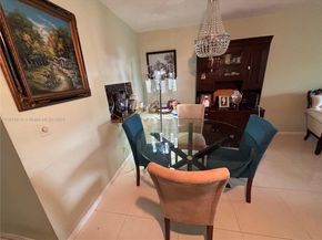 301 Cambridge Rd 302, Hollywood FL 33024