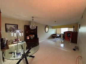 301 Cambridge Rd 302, Hollywood FL 33024