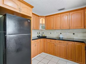 3024 N 73rd Ter, Hollywood FL 33024