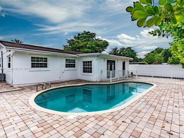 3024 N 73rd Ter, Hollywood FL 33024