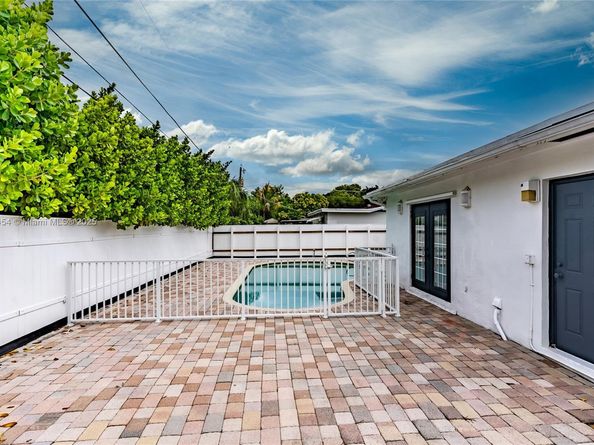3024 N 73rd Ter, Hollywood FL 33024