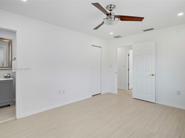 3024 N 73rd Ter, Hollywood FL 33024