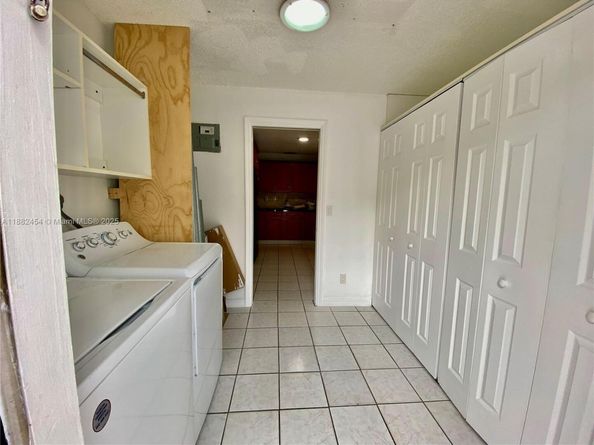3024 N 73rd Ter, Hollywood FL 33024
