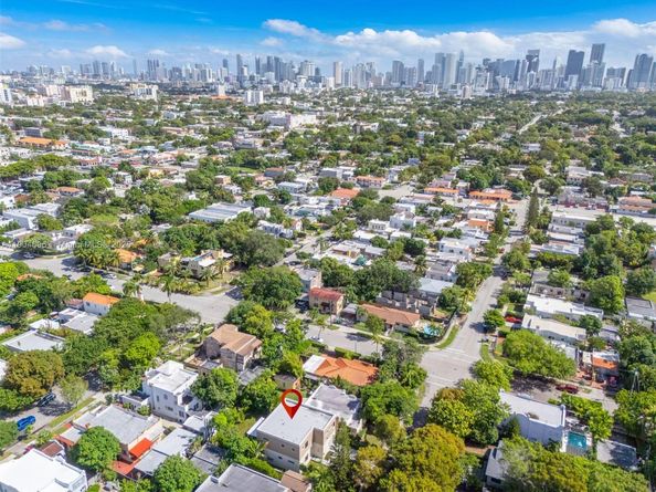 1819 SW 11th Ter, Miami FL 33135