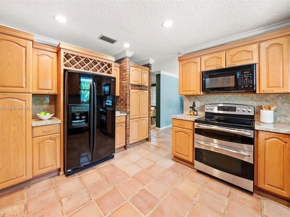 1414 Ferdinand St, Coral Gables FL 33134