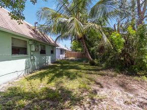 1427 NW 8th Ave, Fort Lauderdale FL 33311