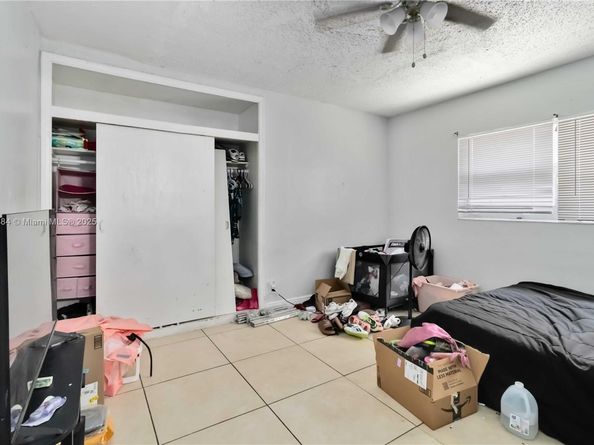1427 NW 8th Ave, Fort Lauderdale FL 33311