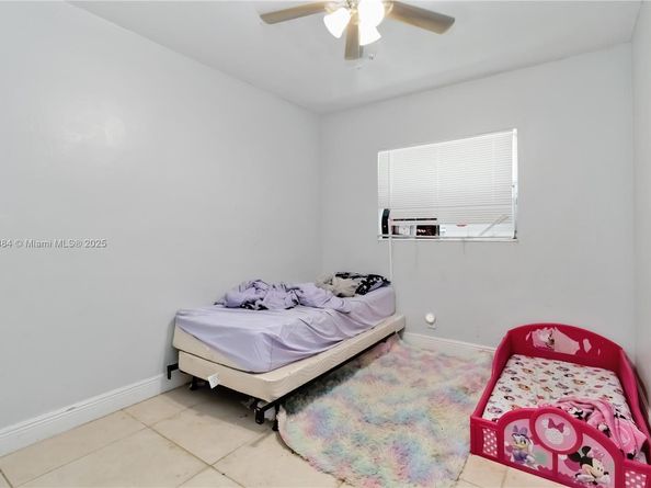 1427 NW 8th Ave, Fort Lauderdale FL 33311
