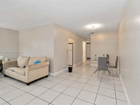 1427 NW 8th Ave, Fort Lauderdale FL 33311
