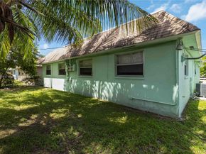 1427 NW 8th Ave, Fort Lauderdale FL 33311