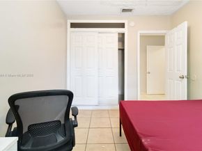 1427 NW 8th Ave, Fort Lauderdale FL 33311