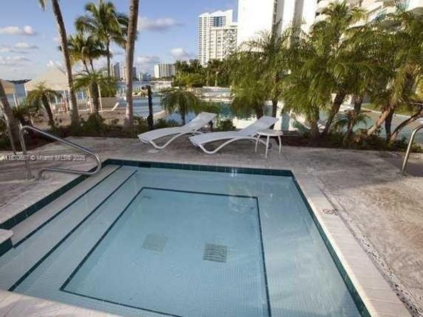 1000 West Ave 1514, Miami Beach FL 33139