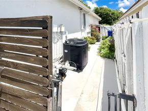 13348 SW 52nd St, Miramar FL 33027