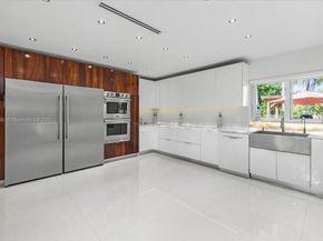 7150 SW 77th Pl, Miami FL 33143