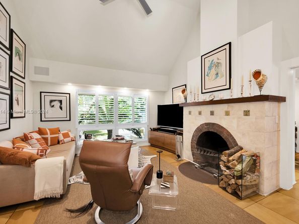 3950 Hardie Ave, Coconut Grove FL 33133