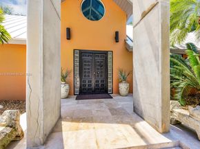 3950 Hardie Ave, Coconut Grove FL 33133