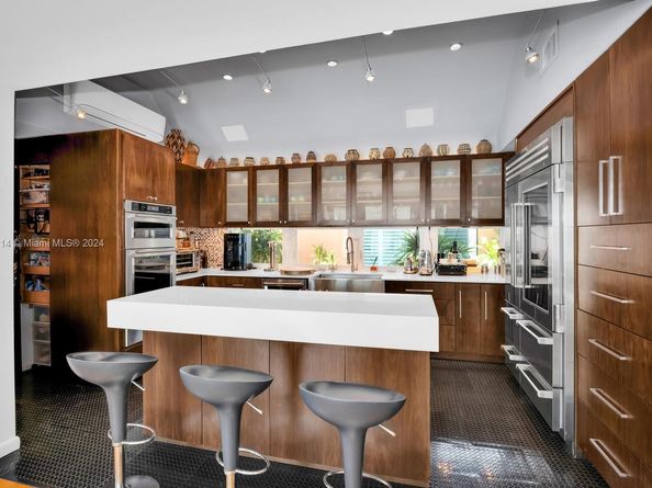 3950 Hardie Ave, Coconut Grove FL 33133
