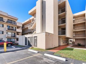 995 SW 84th Ave 223, Miami FL 33144