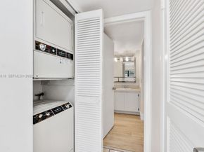 995 SW 84th Ave 223, Miami FL 33144