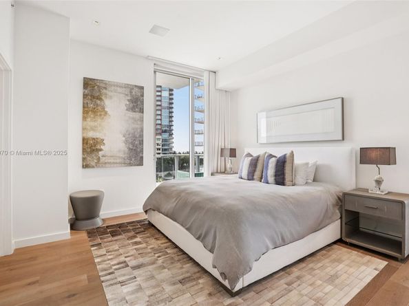 801 S Pointe Dr PH602, Miami Beach FL 33139