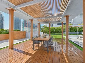 801 S Pointe Dr PH602, Miami Beach FL 33139