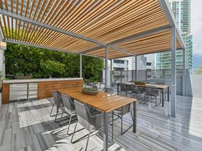 801 S Pointe Dr PH602, Miami Beach FL 33139