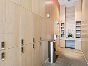 801 S Pointe Dr PH602, Miami Beach FL 33139