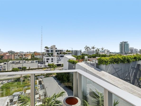 801 S Pointe Dr PH602, Miami Beach FL 33139