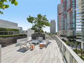 801 S Pointe Dr PH602, Miami Beach FL 33139