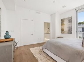 801 S Pointe Dr PH602, Miami Beach FL 33139