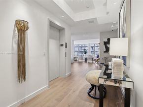 801 S Pointe Dr PH602, Miami Beach FL 33139