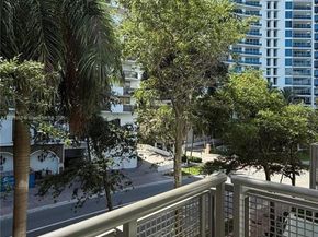 6000 Collins Ave 323, Miami Beach FL 33140