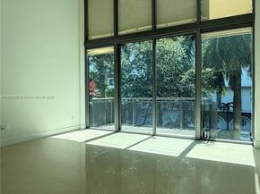 6000 Collins Ave 323, Miami Beach FL 33140