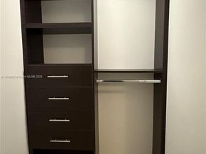 6000 Collins Ave 323, Miami Beach FL 33140