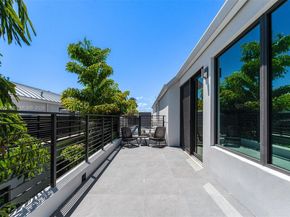 104 NE 16th Ter, Fort Lauderdale FL 33301