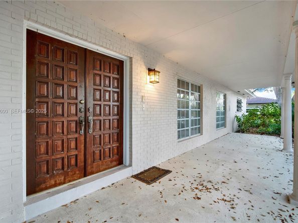 13240 SW 98th Pl, Miami FL 33176