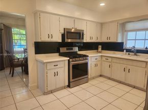 1229 Jefferson St, Hollywood FL 33019