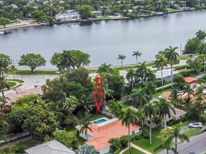 1229 Jefferson St, Hollywood FL 33019