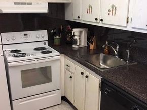 79 Sussex D, West Palm Beach FL 33417