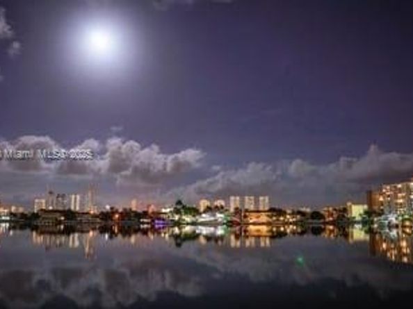 16570 NE 26th Ave 2A, North Miami Beach FL 33160
