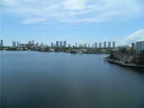 16570 NE 26th Ave 2A, North Miami Beach FL 33160