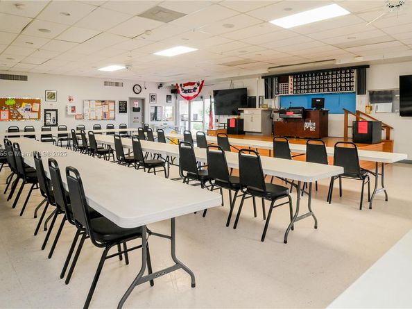 5300 Washington St G230, Hollywood FL 33021