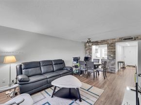 8405 NW 61st St D207, Tamarac FL 33321