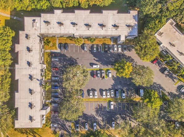 8405 NW 61st St D207, Tamarac FL 33321