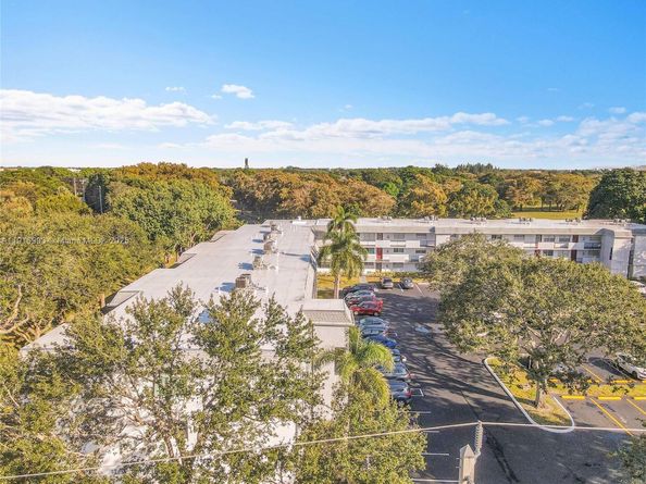 8405 NW 61st St D207, Tamarac FL 33321