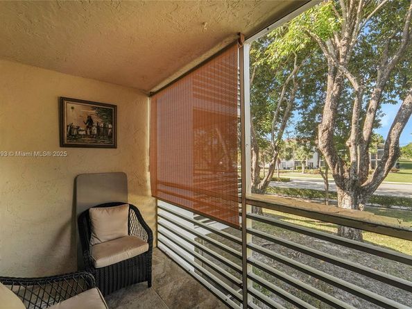 8405 NW 61st St D207, Tamarac FL 33321