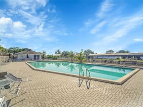 8405 NW 61st St D207, Tamarac FL 33321