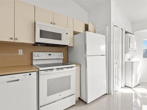 985 NE 34th Ave 202, Homestead FL 33033